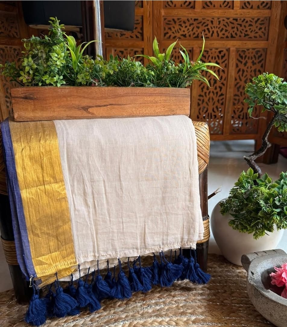 Mulcotton saree in blue Kara